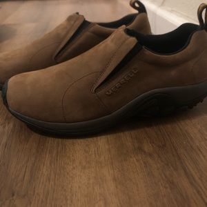 Like New Merrell Shoes